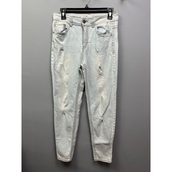 Almost‎ Famous Jeans Womens size 8 Light wash distressed denim thick stitch - Picture 1 of 10